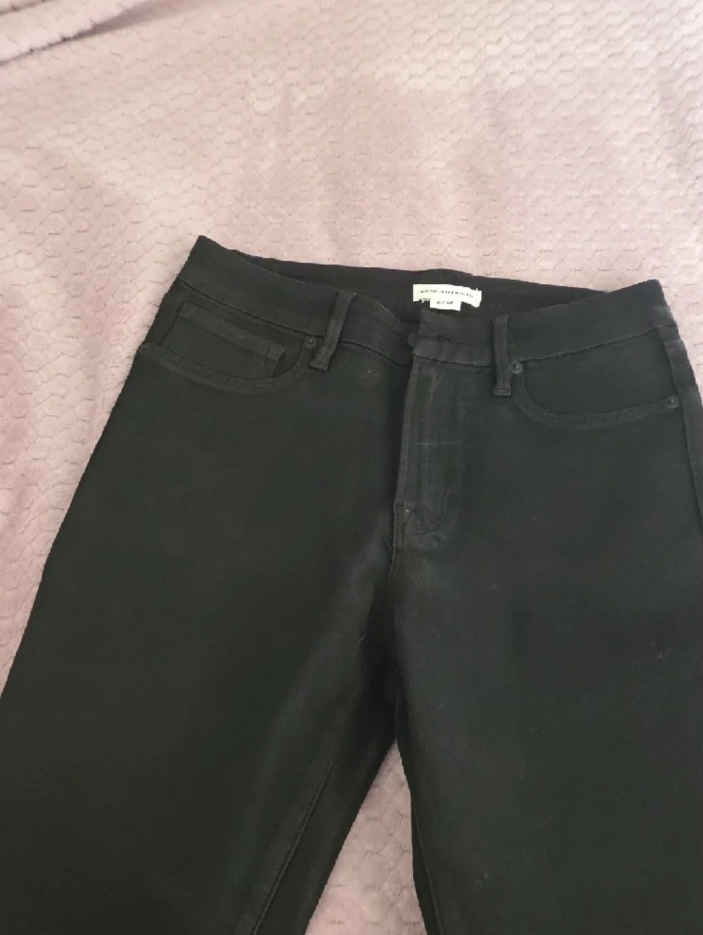 Good American Black Skinny Jeans - Picture 3 of 7